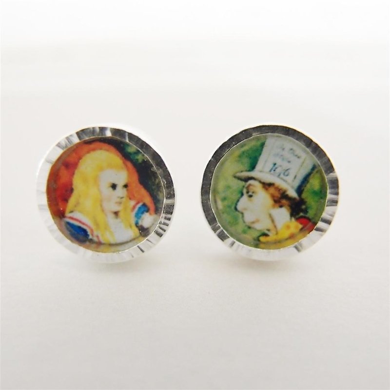 Alice in Wonderland silver earrings - Earrings & Clip-ons - Other Metals 