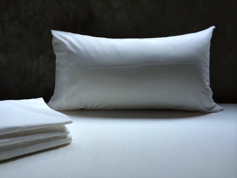 Pure In Me pure; I side seam section organic cotton pillowcase (white, two in) - Bedding - Cotton & Hemp White