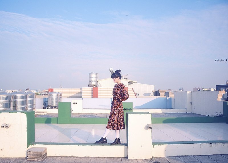 Sheng Kaiyu | vintage dress - One Piece Dresses - Other Materials Orange