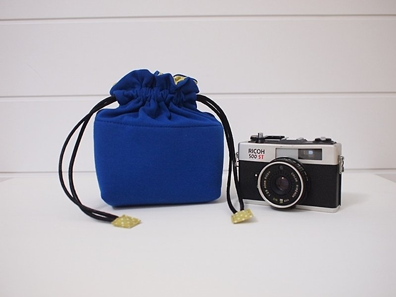 hairmo。寶藍簡約束口カメラバッグ(mini/camera/lomo/ポラロイド) - カメラバッグ - その他の素材 ブルー