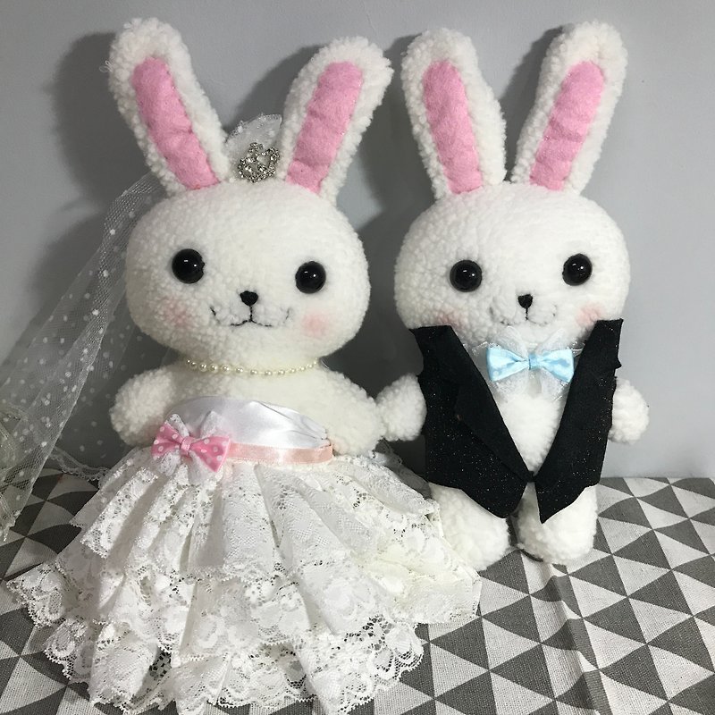RABBIT LULU 結婚兔子娃娃 白婚紗 結婚禮物 婚禮擺飾 車頭綵 - 公仔模型 - 其他材質 白色