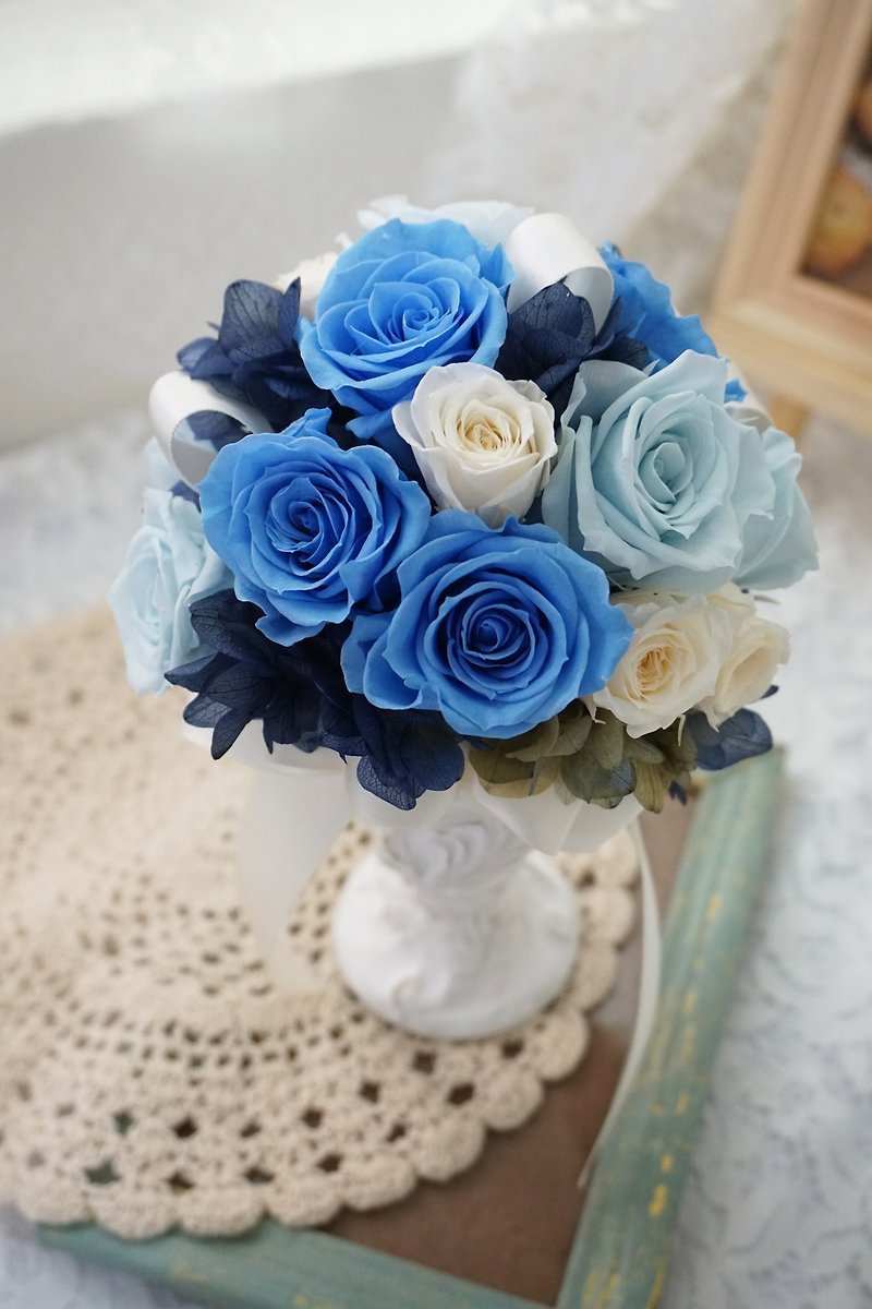 No withered flowers - round table flowers (small models)*exchange gifts*Valentine's Day*wedding*birthday gifts - ตกแต่งต้นไม้ - พืช/ดอกไม้ สีน้ำเงิน