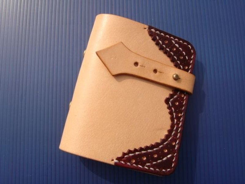 [ISSIS] All handmade leather card book with carved Oxford Oxford - ID & Badge Holders - Genuine Leather Gold