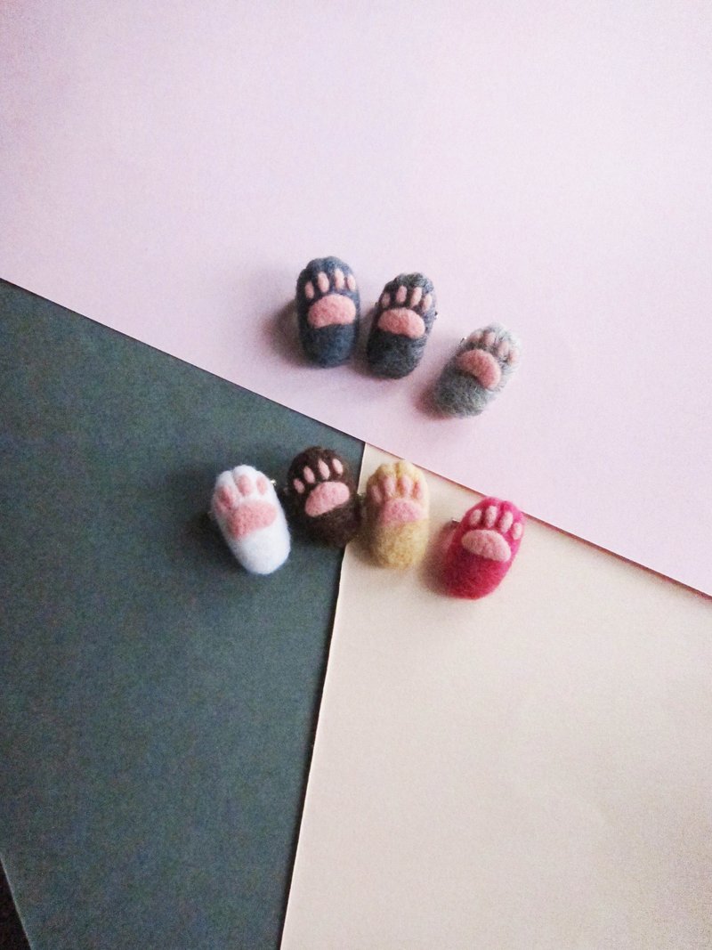 Mini small meat ball headgear clip/pin - เครื่องประดับผม - ขนแกะ สีดำ