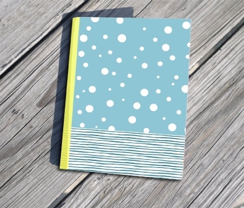 ☆ ° Rococo Strawberries WELKIN Hand Shapes ☆ Notebook Notebook Notebook _ Summer Ocean Bubble Handbook / Notebook / Handbook / Diary - Notebooks & Journals - Paper Blue