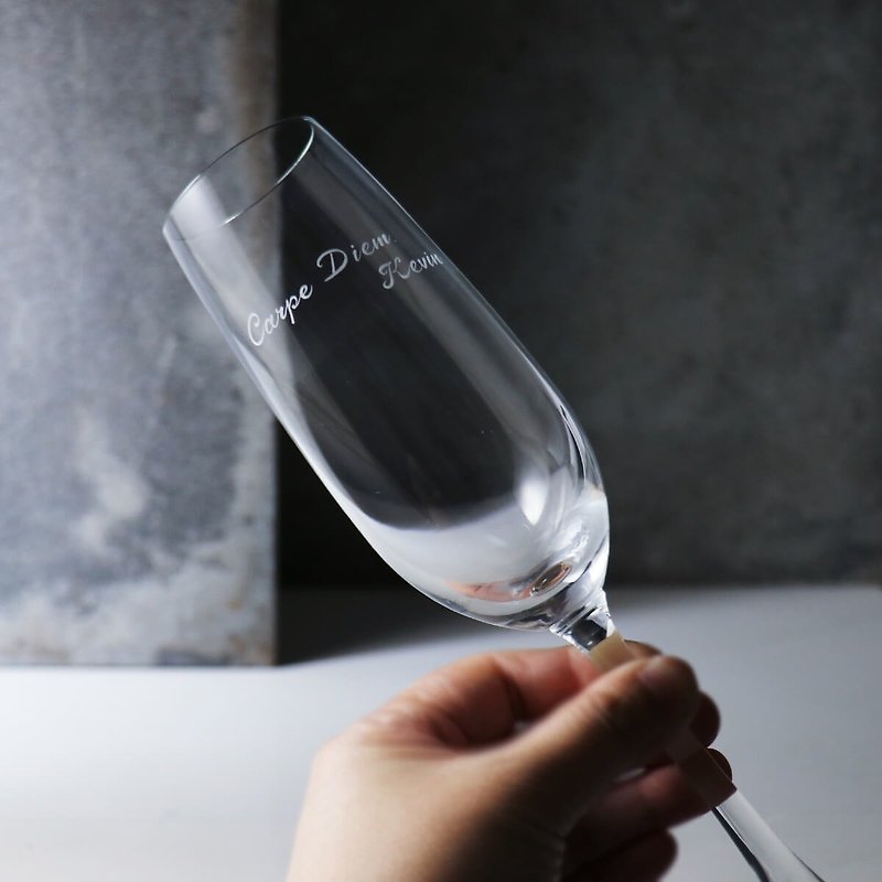 210cc [Ice Crystal Thin Edge] Champagne Lettering Wine Glass - แก้วไวน์ - แก้ว สีเทา