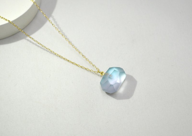 Glass necklace blur Cool breeze - Necklaces - Glass Blue