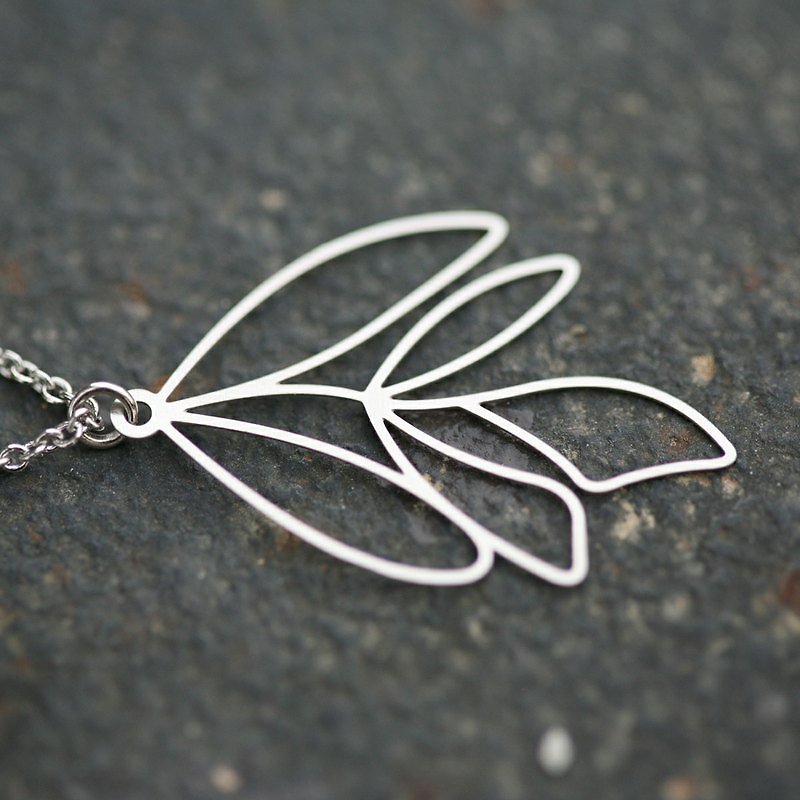 Leaf Leaf Pendant Necklace - Necklaces - Other Metals 