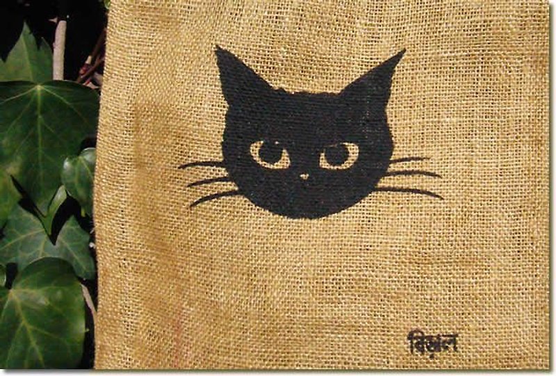 地球樹Fair trade&Eco-「麻袋系列」-黑貓環保購物袋 - 側背包/斜背包 - 植物．花 