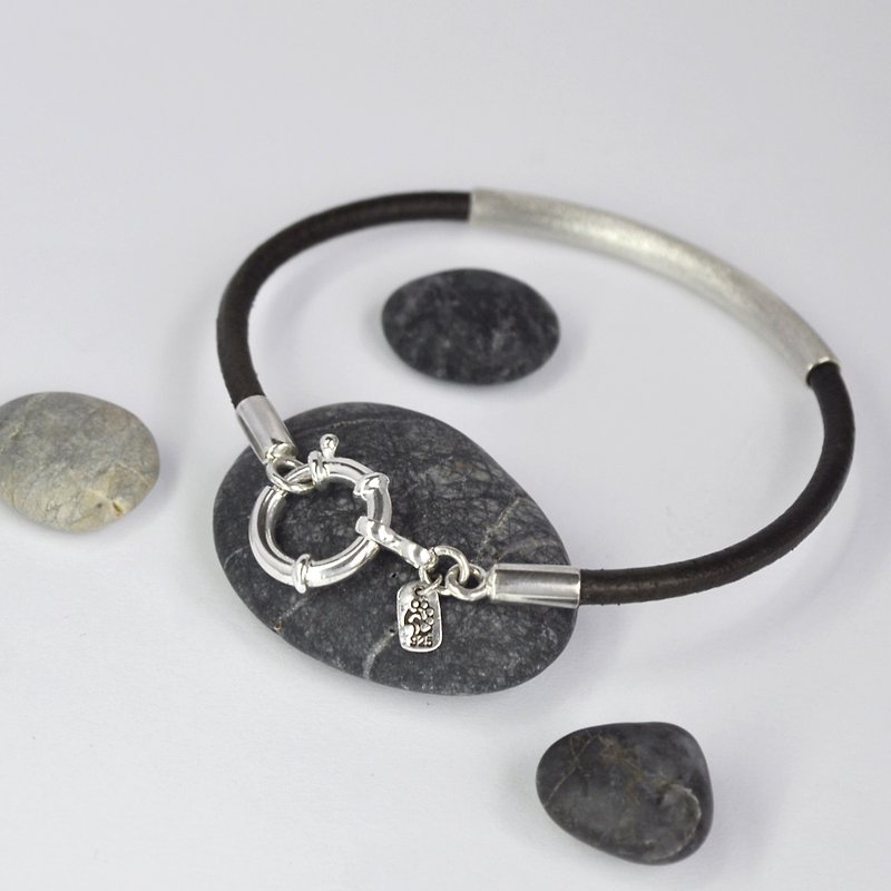 Matte silver tube leather rope bracelet sterling silver - Bracelets - Other Materials Brown
