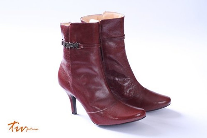 Burgundy temperament short boots - รองเท้าบูทสั้นผู้หญิง - หนังแท้ สีแดง