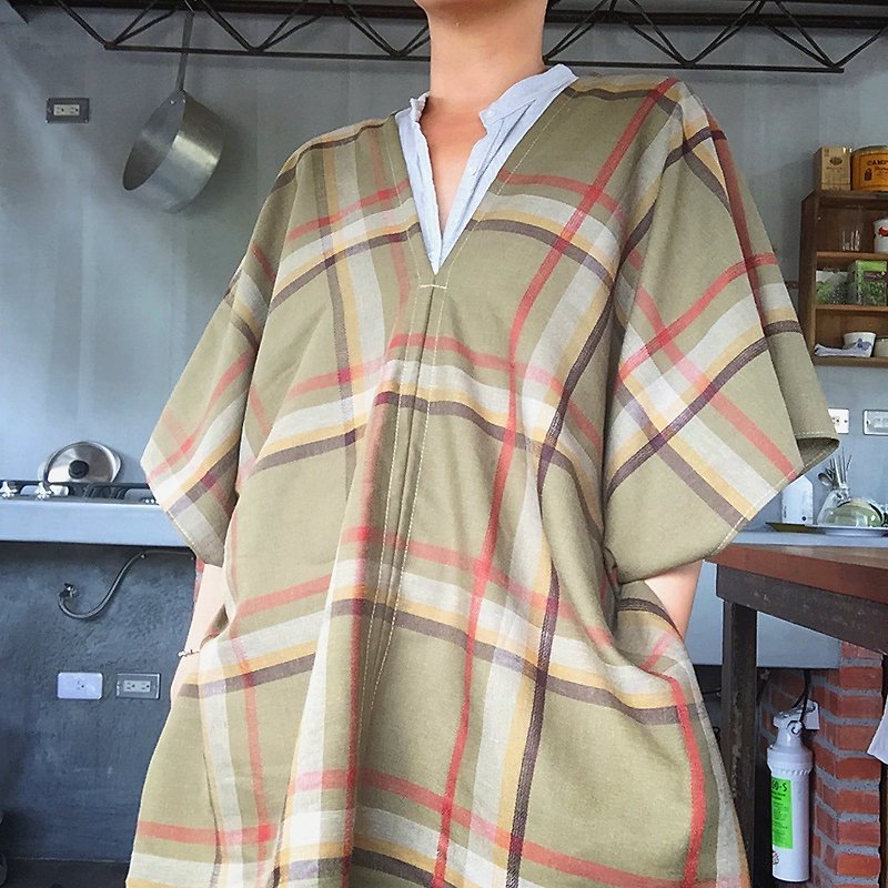 One last thing - natural handmade clothing cotton material paragraph classic plaid cape coat Indian gypsy blouse - Women's Tops - Cotton & Hemp Khaki