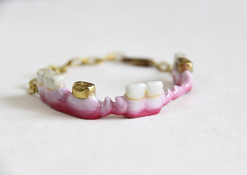 Fang Teeth Bracelet / Hand-Painting Color/ Punk Rock Jewelry / Adjustable Brass Metal Work Cuff - Bracelets - Other Metals Gold