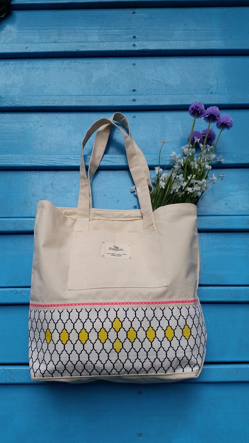 Nordic unique style simple pattern bag / handbag / shoulder bag / cotton canvas / handmade - Messenger Bags & Sling Bags - Other Materials White