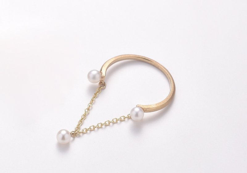 Freshwater baby pearl swaying ring Gold color - แหวนทั่วไป - โลหะ สีทอง
