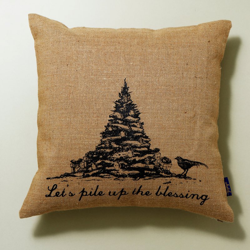 ◎ ◎ [Christmas Limited piled up to the blessings!] Hand-printed silk pillow cover - หมอน - วัสดุอื่นๆ สีกากี