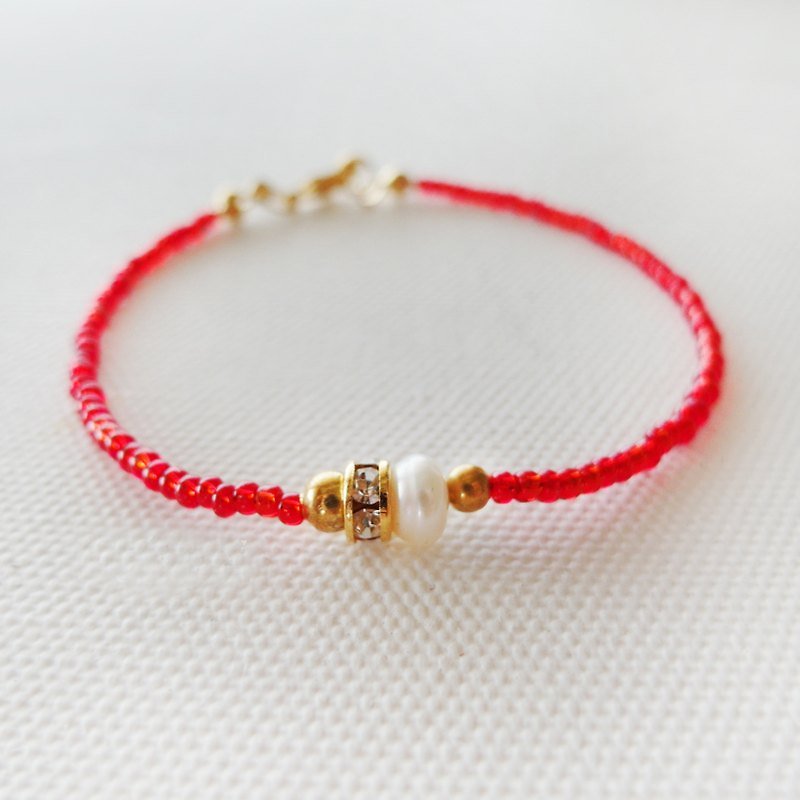 Cha mimi. Gorgeous low-key. Minimalist minimalist natural pearl bracelet wheel - red - Bracelets - Other Materials Red