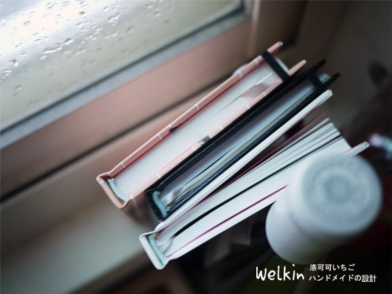 洛可可草莓WELKIN 手創手工書/筆記本/手帳/日記本 - 筆記本/手帳 - 紙 黑色