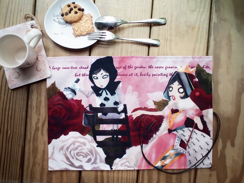 Canvas-sided placemats ▌ ▌ Alice in Wonderland Rose Garden - ผ้ารองโต๊ะ/ของตกแต่ง - วัสดุอื่นๆ สีแดง