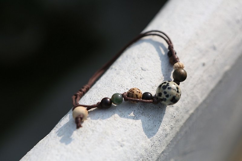 Suddenly "woven bracelet series" stone Dalmatian spots - สร้อยข้อมือ - พืช/ดอกไม้ หลากหลายสี
