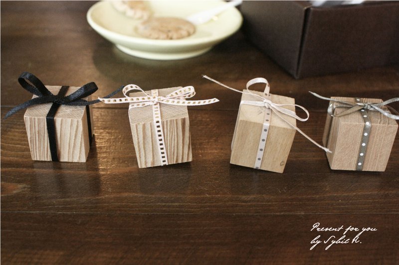 For you to make a small gift ::: present for you - Wood, Bamboo & Paper - Wood Gold