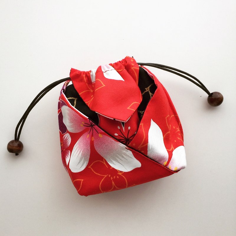 紅色 桐花 / 收納小物 束口袋（農曆新年 新年 客家） - 化妝袋/收納袋 - 其他材質 紅色