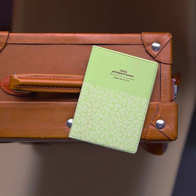 塑膠 護照套 綠色 - Dessin x PlePle-OLOLO微春氣息護照套-綠嫩葉,PLE32907