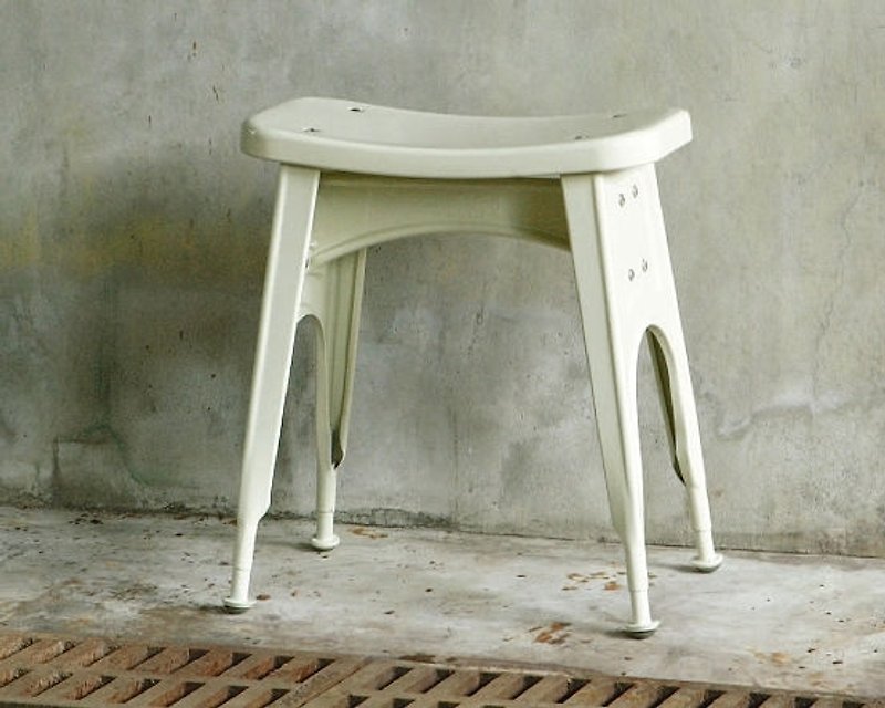 [SUSS]日本進口Dulton 金屬高質感矮椅Kitchen Stool (Ivory米白色)---現貨免運 - เฟอร์นิเจอร์อื่น ๆ - โลหะ ขาว