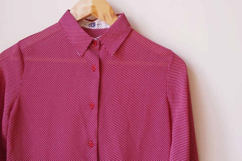 Just pills and cat ♫ ~ Claret little collared shirt - เสื้อเชิ้ตผู้หญิง - วัสดุอื่นๆ สีแดง