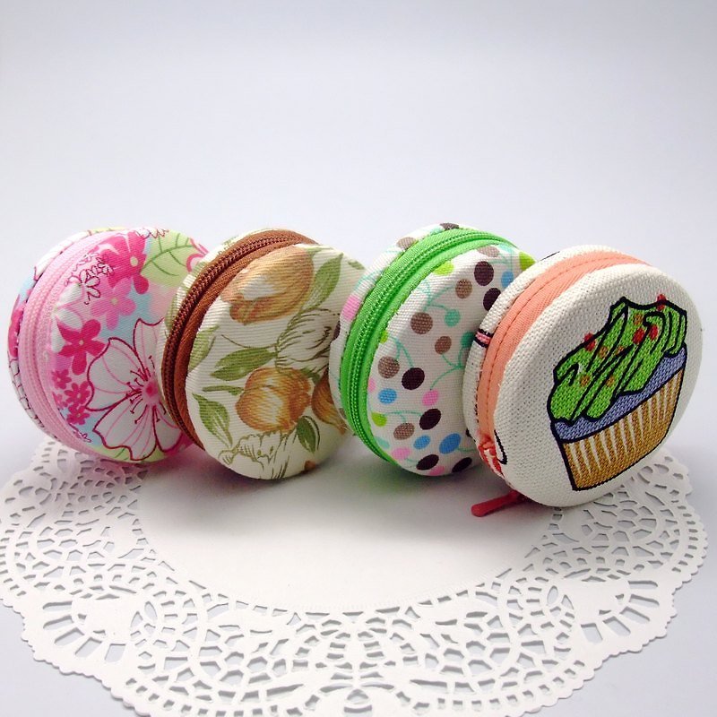 6.5cm Macaron / jewelry pouch / Macaron coin purse / ear phone case - 4 options - กระเป๋าใส่เหรียญ - ผ้าฝ้าย/ผ้าลินิน หลากหลายสี