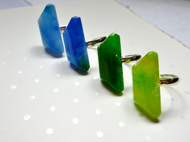 《 寶玉 》手工限量版本 樹脂戒指 - 戒指 - 塑膠 綠色
