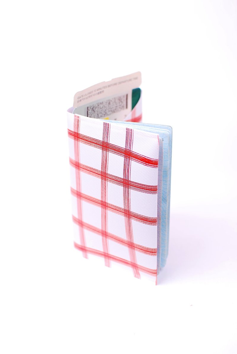 レッドグリッド。幾何学的なパスポートホルダー - パスポートケース - 防水素材 ブラック