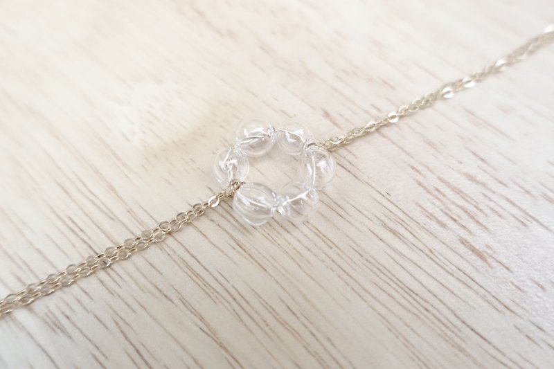 Simple silver transparent bubble glass bead flower necklace - สร้อยคอ - วัสดุอื่นๆ ขาว