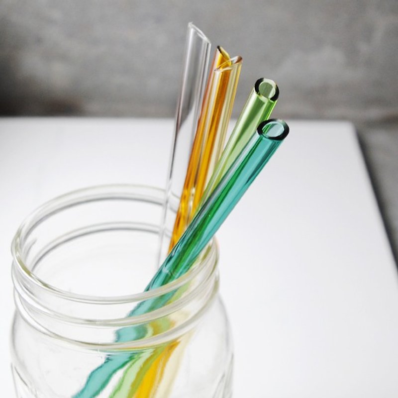 20cm [Love the Earth environmental pipette - tip can pierce the membrane seal beverage] (diameter 0.8cm) non-toxic and environmentally friendly colored glass pipette 20cm reuse love Ocean (comes easily washed clean brush bar) - Reusable Straws - Glass Multicolor
