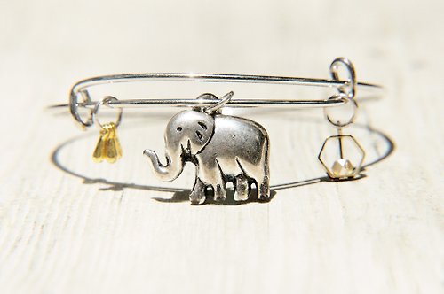 Coco&Banana / 簡約感 / 玩味銀色手鐲 手環 手鍊 - 奔跑中的大象