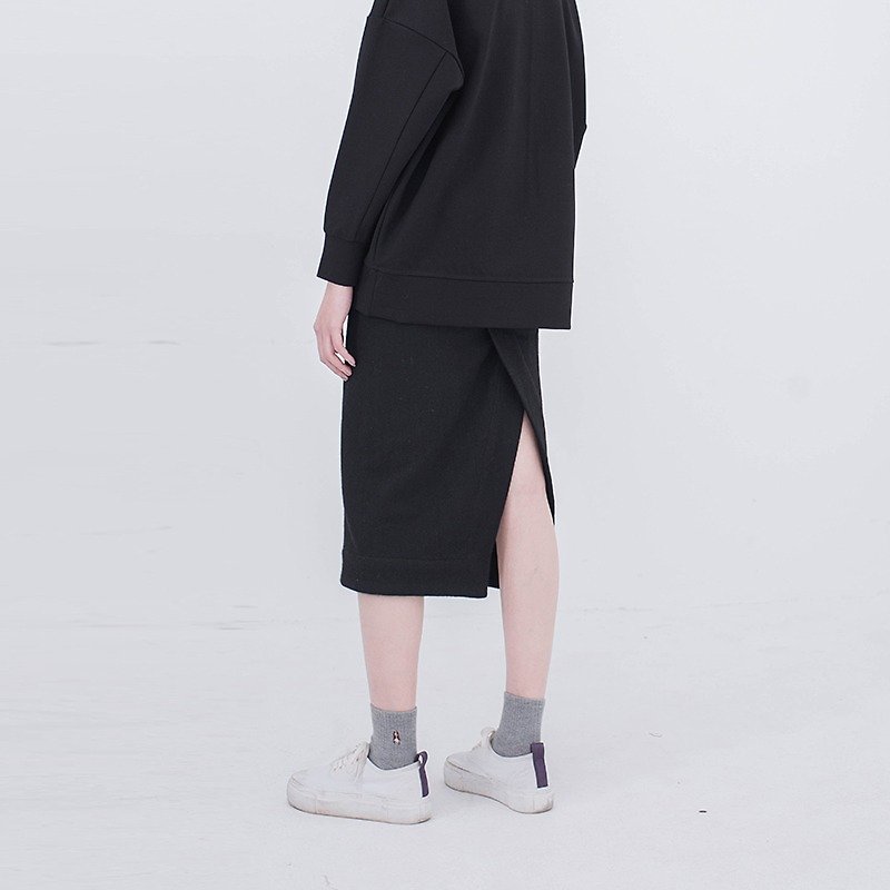 [ブラック]厚手のニットスプリットデザイン100％弾性ウールスカート黒/グレー/バーガンディトリコロールウエストゴムポケットなし|ファンタタオリジナルの独立した設計 - スカート - ウール ブラック