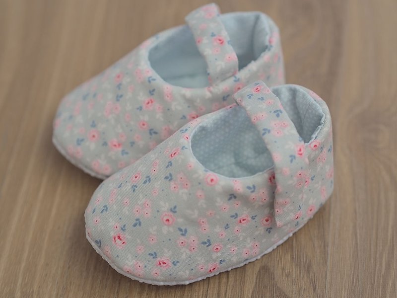 Light dark green floral baby shoes (large baby) - Baby Shoes - Other Materials Green