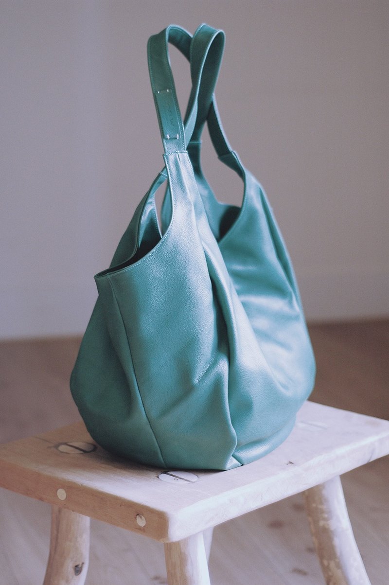 Dimensional cut leather shoulder bag - Green Lake L - Messenger Bags & Sling Bags - Genuine Leather Green