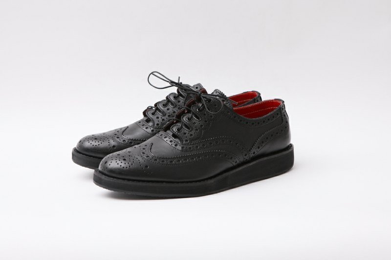 A ROOM MODEL - │ SHOES COLLECTION │ 002- black Oxford shoes - Men's Casual Shoes - Genuine Leather 