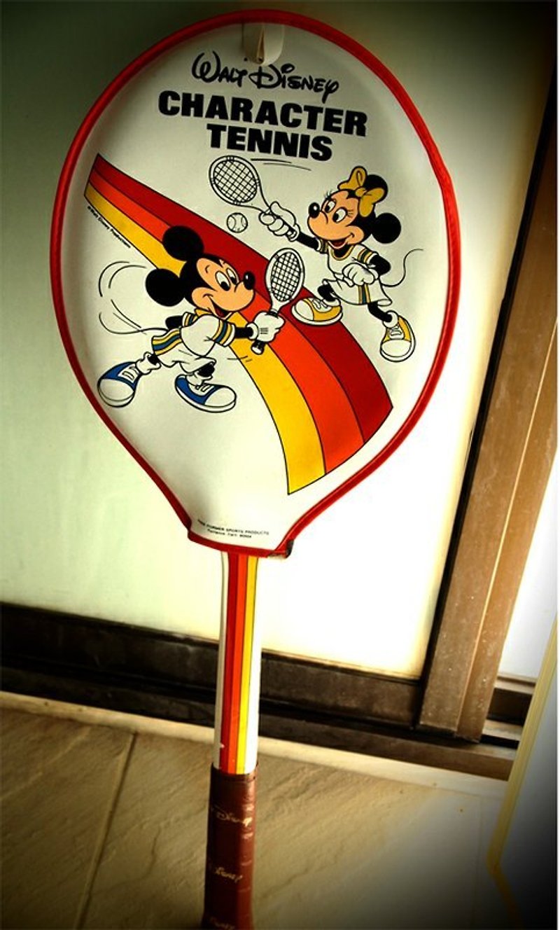 60's antique tennis racket Mickey Mouse USA Disney Land in Anaheim CA - อื่นๆ - วัสดุอื่นๆ หลากหลายสี
