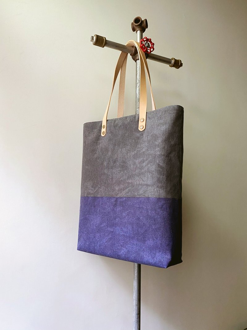 Two-color canvas bag (blue, gray) - กระเป๋าแมสเซนเจอร์ - ผ้าฝ้าย/ผ้าลินิน สีเทา