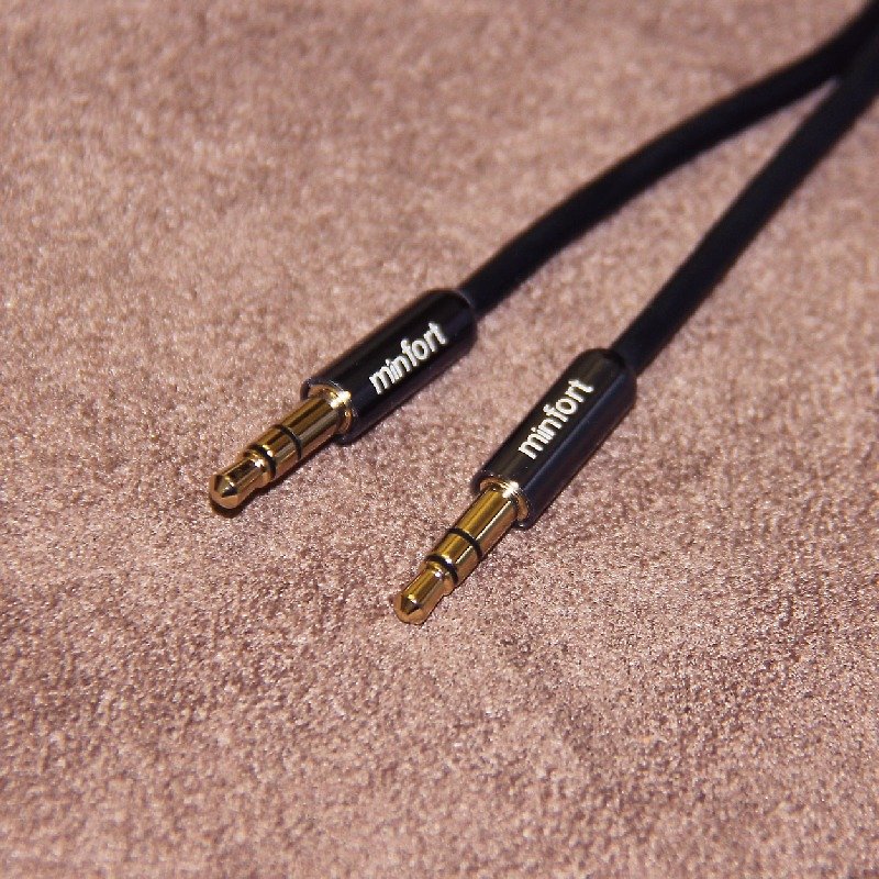 MINFORT｜3.5mm stereo male to male audio source cable - Chargers & Cables - Other Metals Black