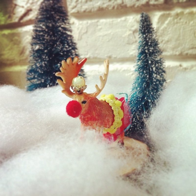 Christmas gift / Fabulous Adventure - red nose elk necklace - สร้อยคอ - พลาสติก สีส้ม