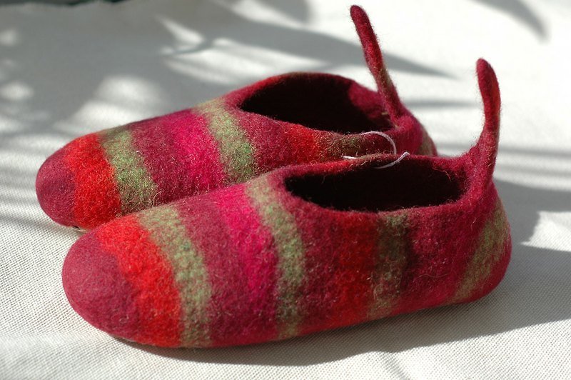 羊毛氈室內鞋stripe 最後ㄧ雙 - รองเท้าลำลองผู้หญิง - ขนแกะ สีแดง