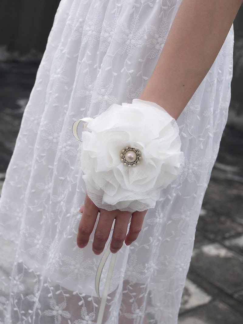 [Black Mage] models fresh and elegant flower wrist - Other - Other Materials White