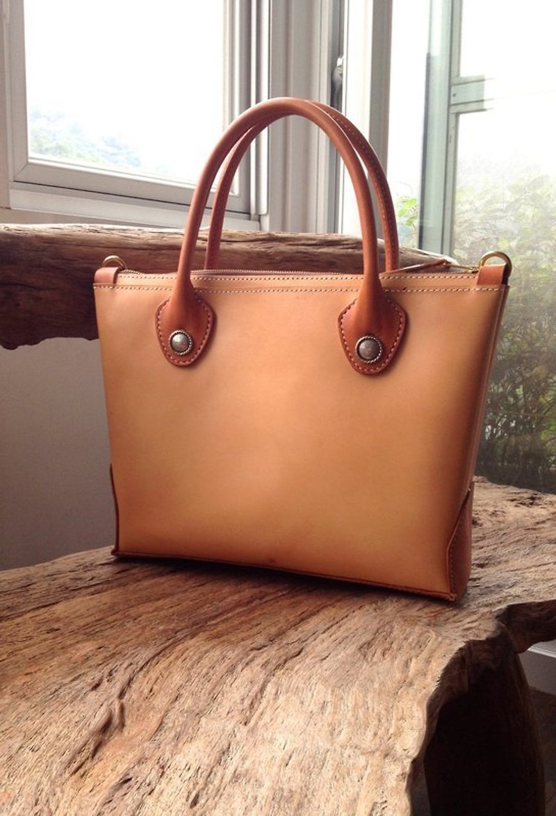 Arabesque decoration Handbag - Handbags & Totes - Genuine Leather 