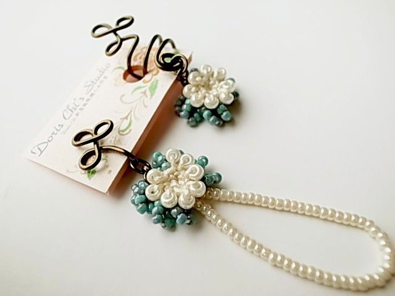 Crochet Lace Jewelry (Chic I) Clip Earring & Ear Cuff Set - Earrings & Clip-ons - Cotton & Hemp Multicolor