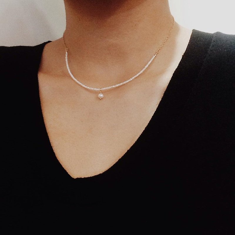 Necklace / freshwater pearl and delicate and mature-like necklace like a 14KGF thread / TheadN 01 - สร้อยคอ - โลหะ ขาว