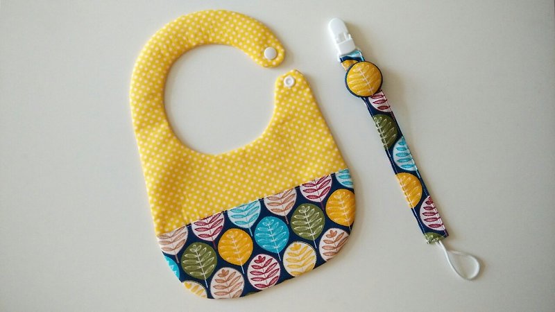 Color blade births gift bibs + pacifier clip - Baby Gift Sets - Other Materials Yellow