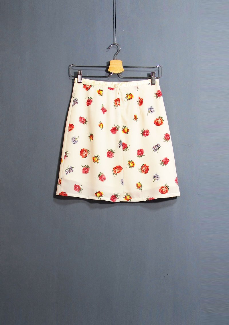 Wahr_ fruit Huaqun - Skirts - Paper White